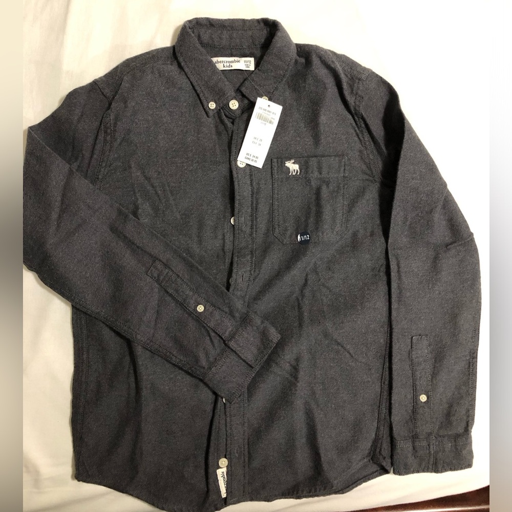 Abercrombie kids. Boys. Button down shirt. NWT